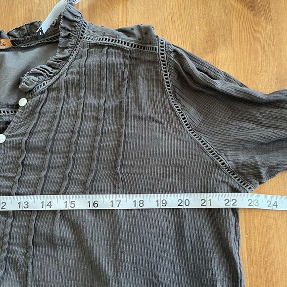 Quince Women's Top Med Textured Organic Cotton Peasant Blouse Charcoal Gray - Picture 16 of 16